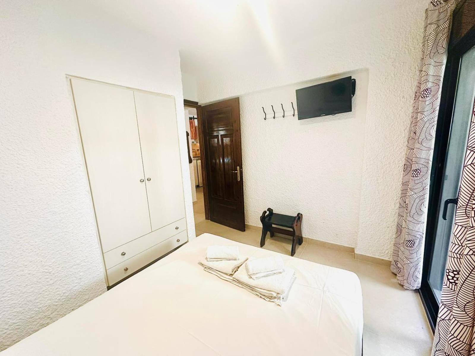 Argo Apartments Nea Poteidaia Zimmer foto